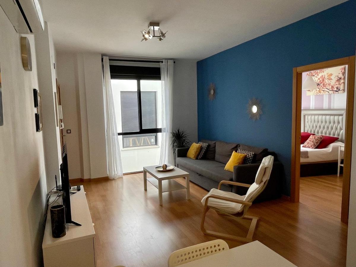 Amazing Apartment In The Heart Of Malaga Pool & Free Parking מראה חיצוני תמונה